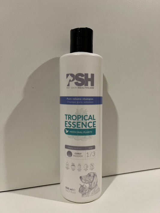 TROPICAL ESSENCE giliai išvalantis šampūnas